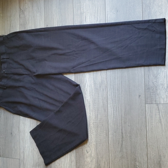 Men's Pants - Picture 2 of 3